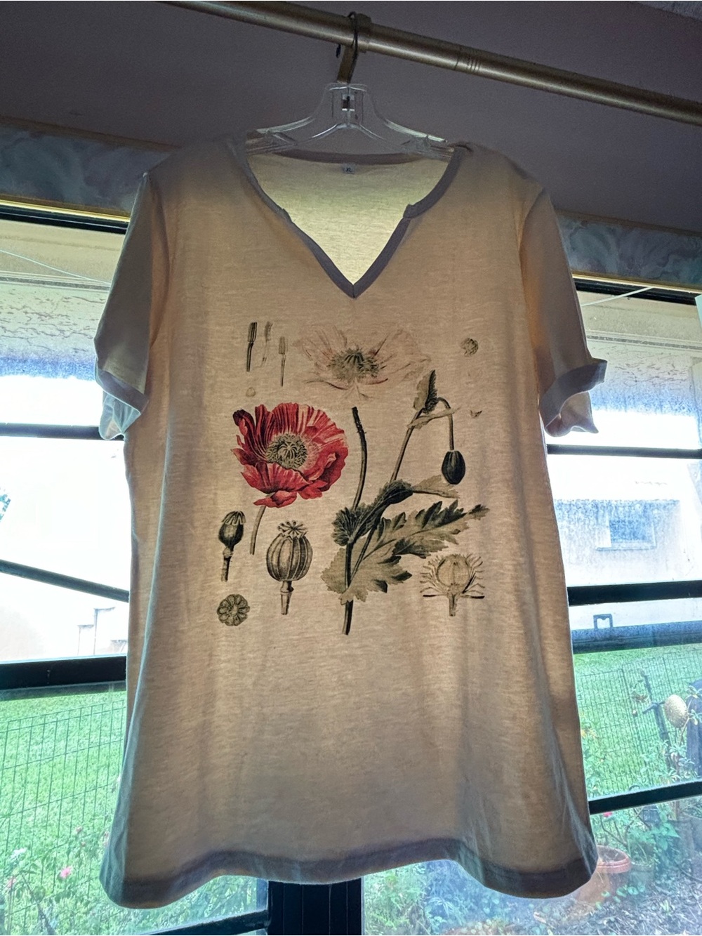 Floral Graphic V-Neck Tee Shirts - Picture 3 of 4